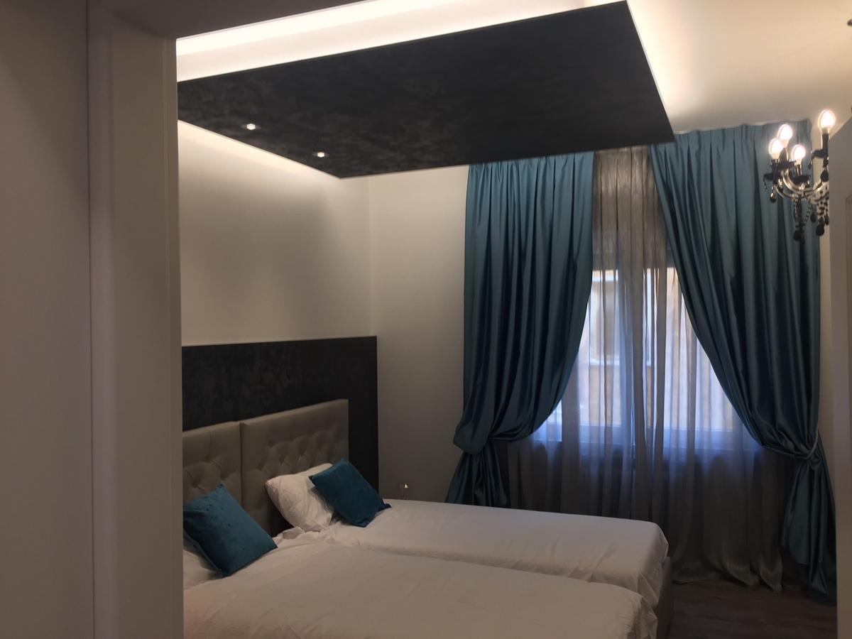 Double A Guest House Mestre Exterior photo